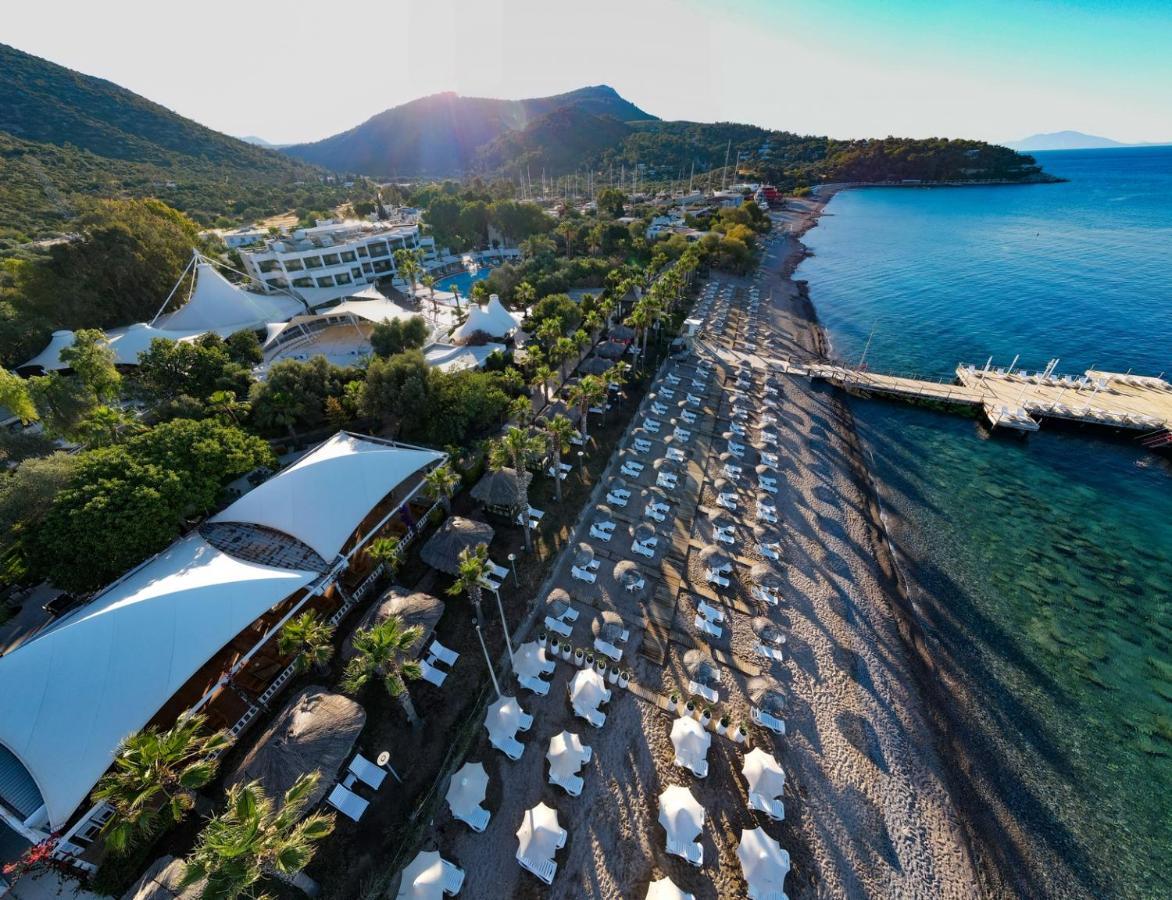 Latanya Park Resort Yaliciftlik Exterior photo