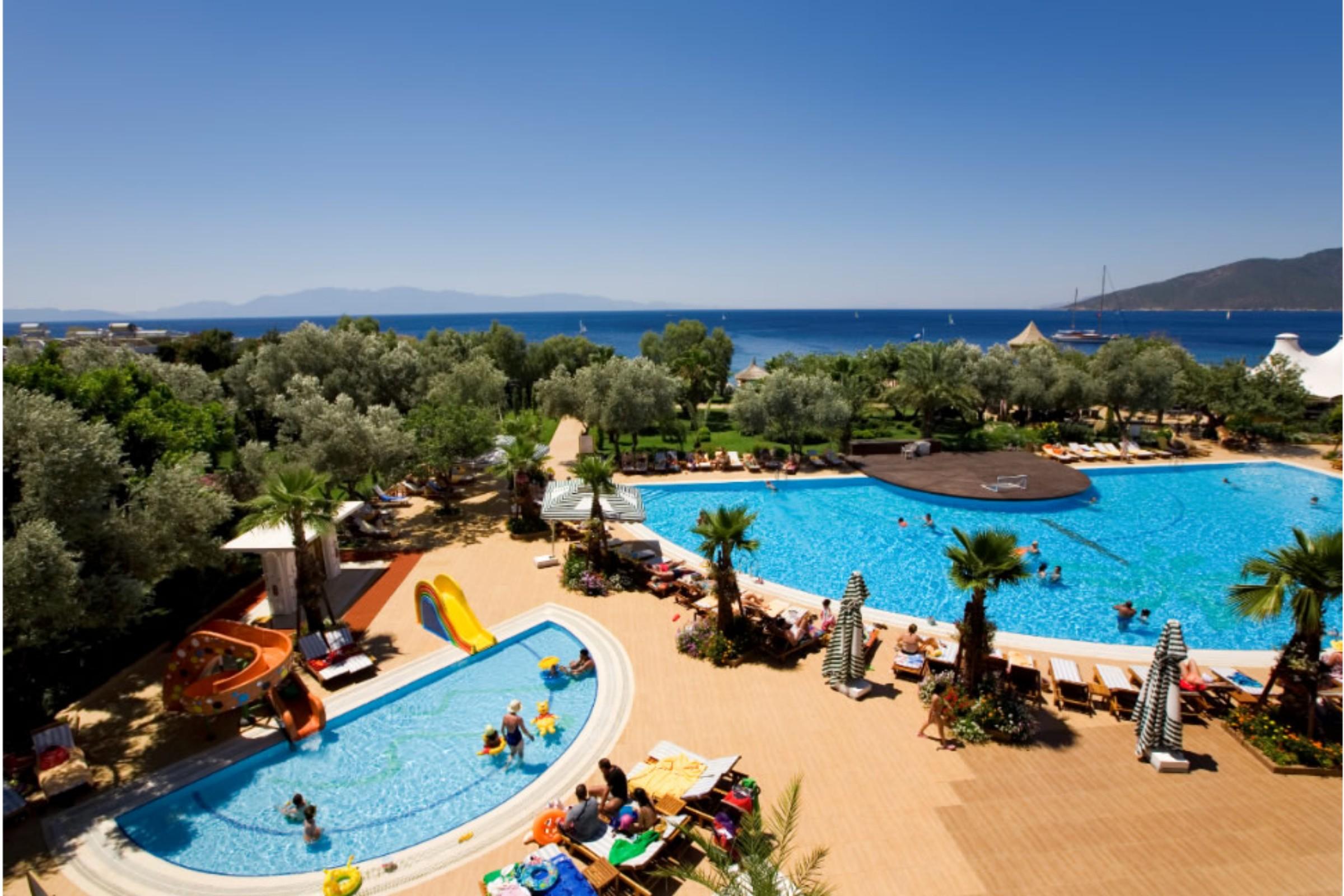 Latanya Park Resort Yaliciftlik Exterior photo